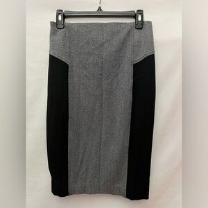 Express women’s black/gray pencil skirt back zipper Size 4